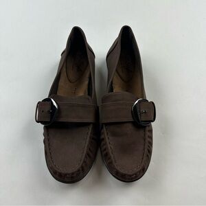 Soft Style A Hush Puppies Company Loafer Size 6